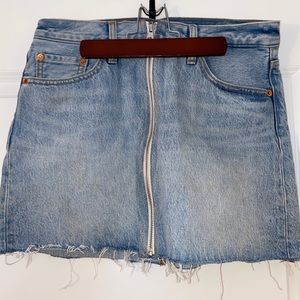 Decon Zip Through Skirt in Zip Along